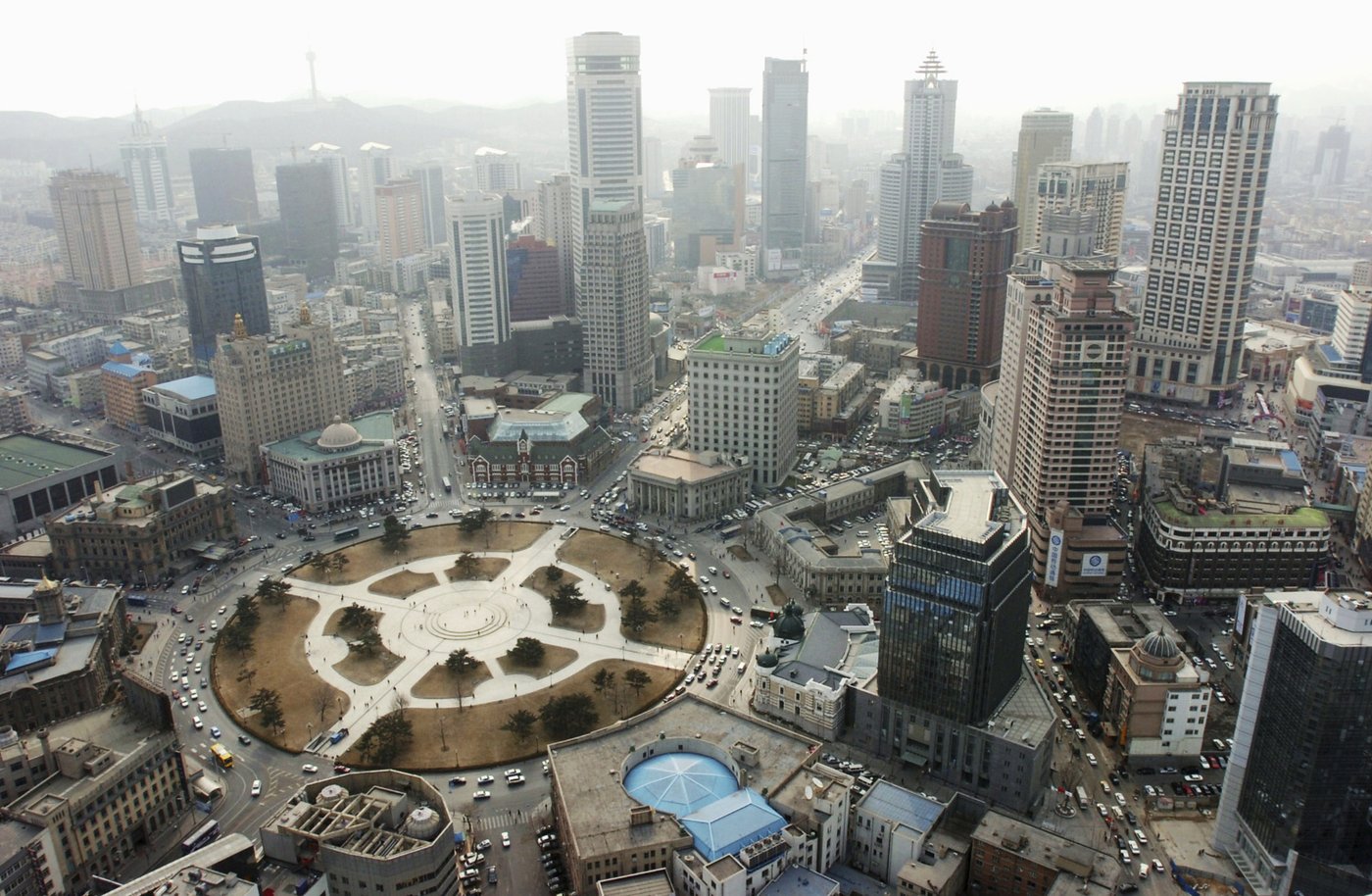 Chinese university expels female student after relationship with a foreigner | iNFOnews.ca