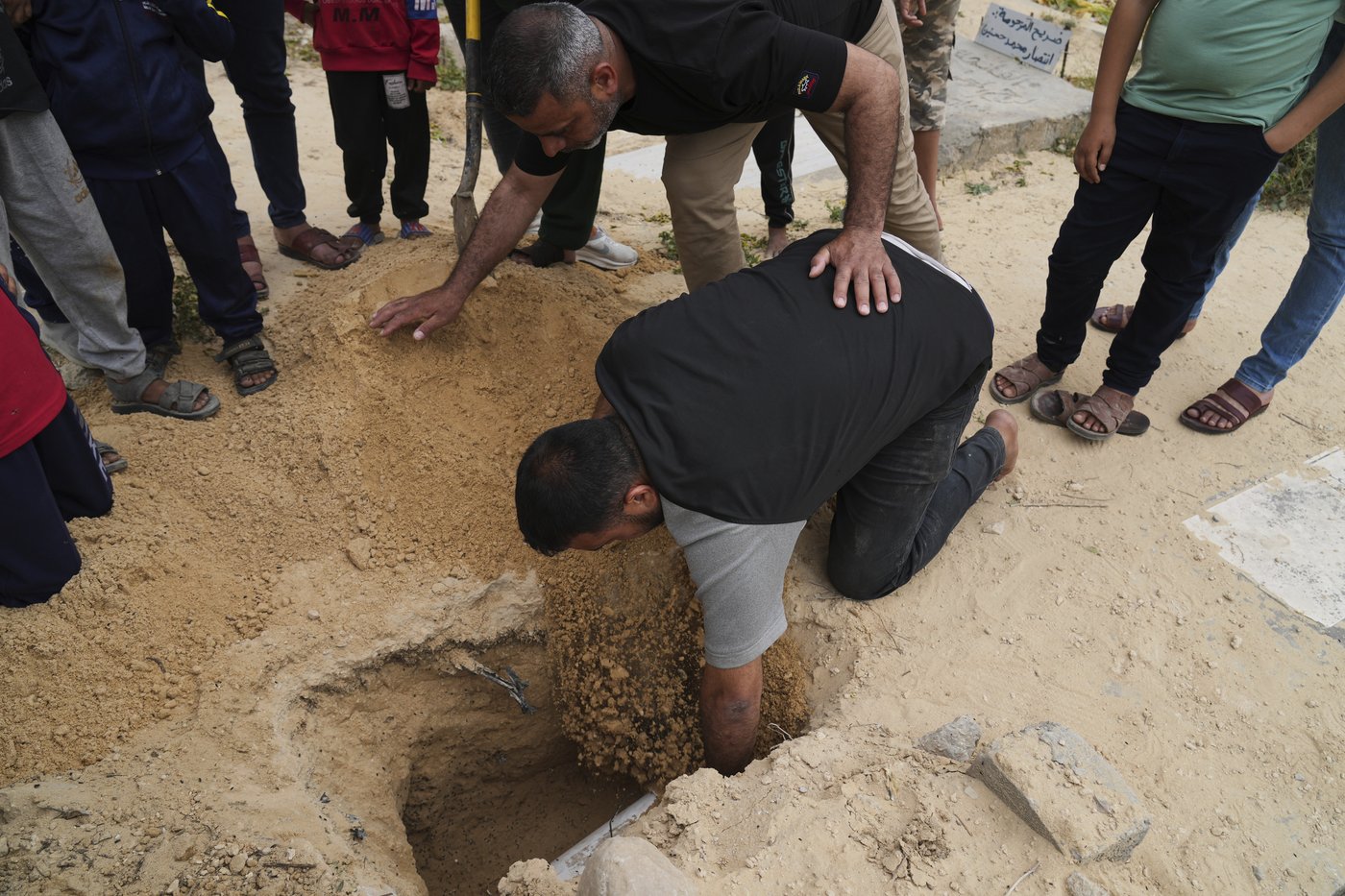 Israeli strike in Gaza kills 23 as Arab mediators seek long-term truce | iNFOnews.ca Israeli strike in Gaza kills 23 as Arab mediators seek long-term truce | iNFOnews.ca