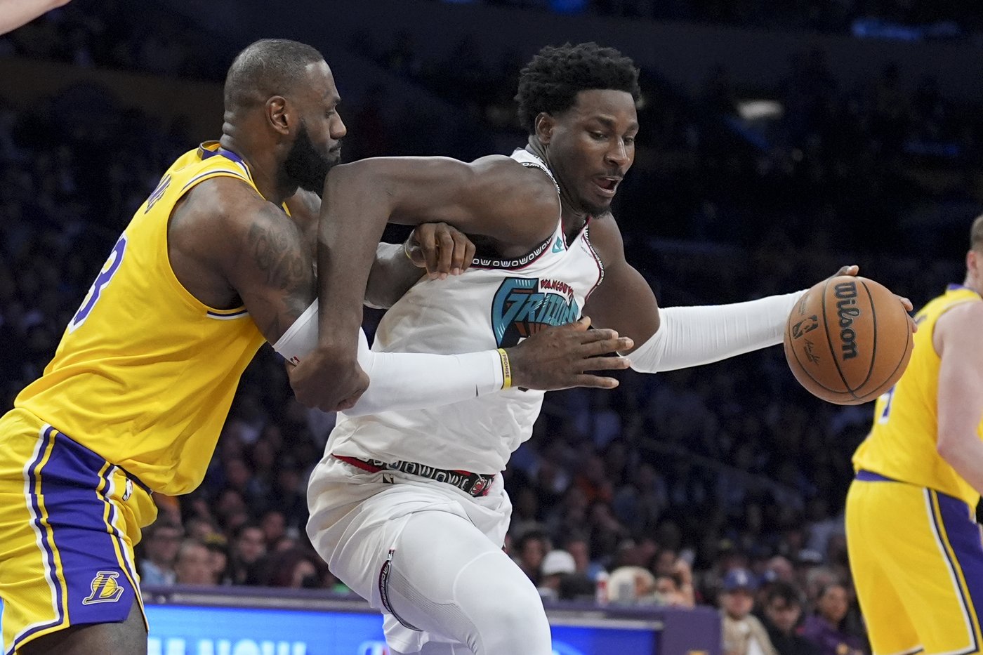 LeBron James has third straight triple-double as Lakers rally for 128-123 victory over Grizzlies | iNFOnews.ca LeBron James has third straight triple-double as Lakers rally for 128-123 victory over Grizzlies | iNFOnews.ca