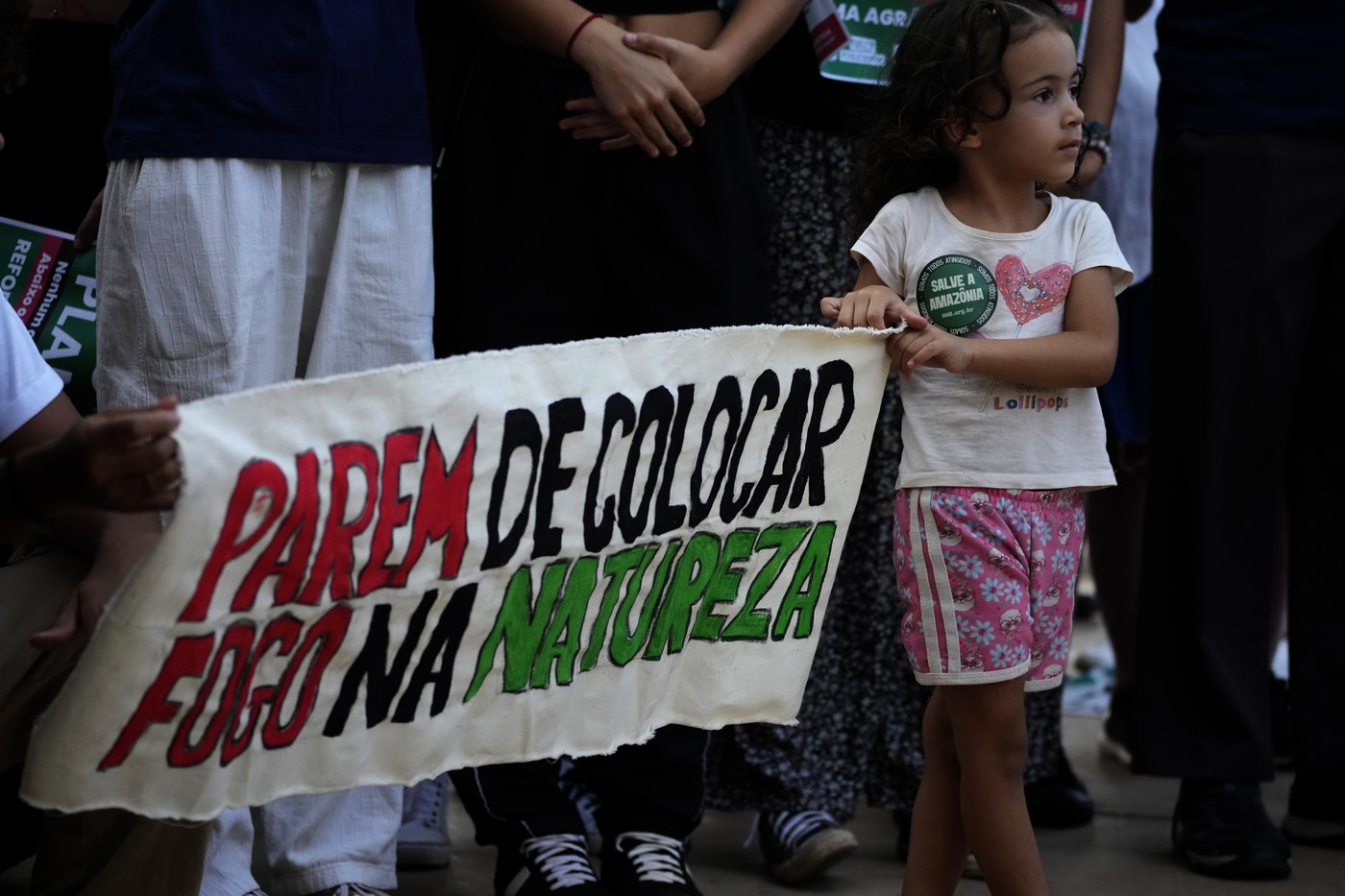 In NYC and elsewhere, climate protesters say pace of change isn't fast enough | iNFOnews.ca