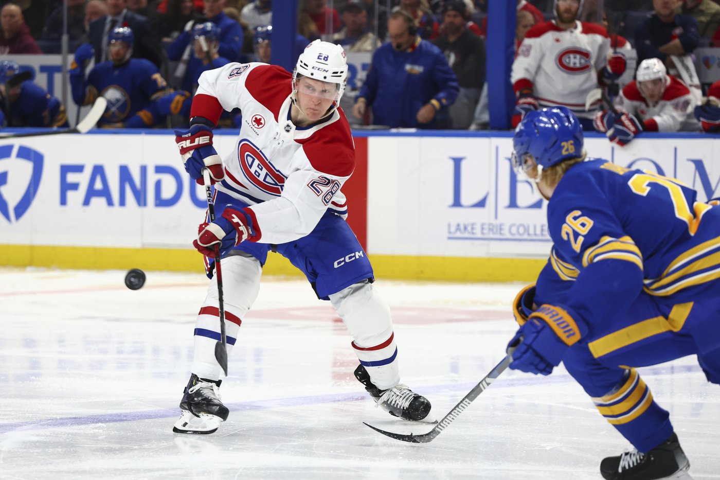 Cole Caufield scores twice to lead Canadiens over Sabres 7-5 | iNFOnews.ca