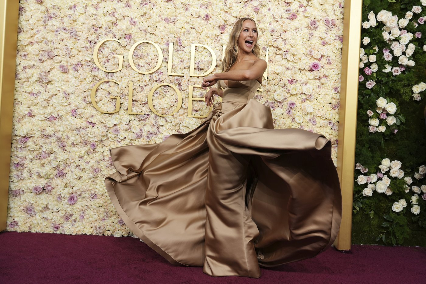 Golden Globes ratings hold steady with 10 million viewers | iNFOnews.ca