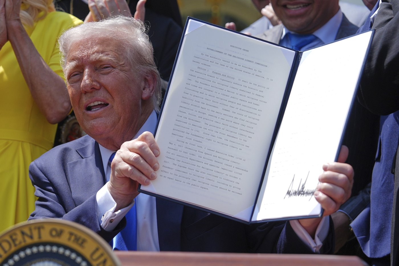 Americans see more overreach from the president than from judges, an AP-NORC poll finds | iNFOnews.ca Americans see more overreach from the president than from judges, an AP-NORC poll finds | iNFOnews.ca