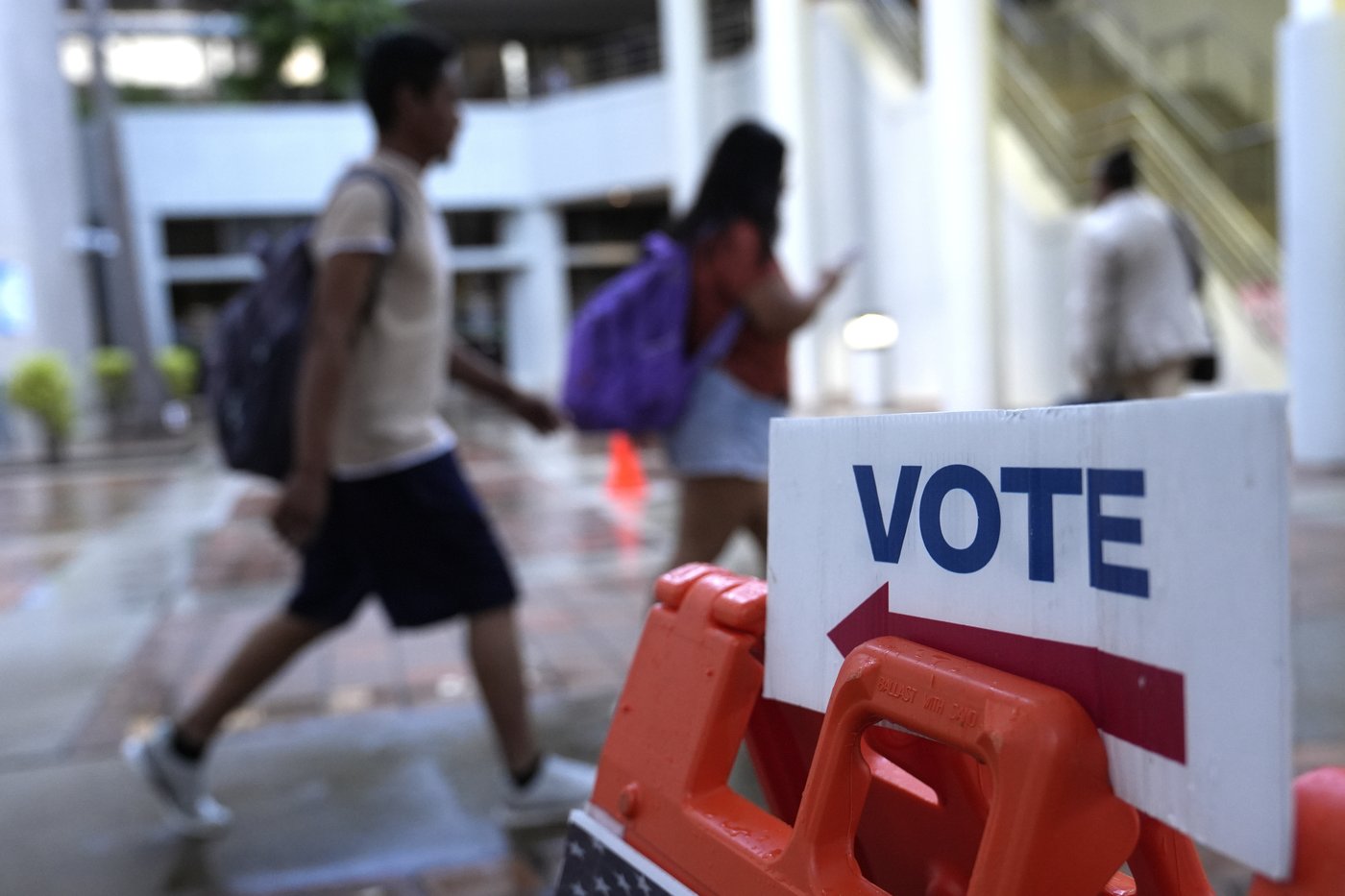 More Republicans are voting early, helping break records. Nearly 19 million ballots cast so far | iNFOnews.ca