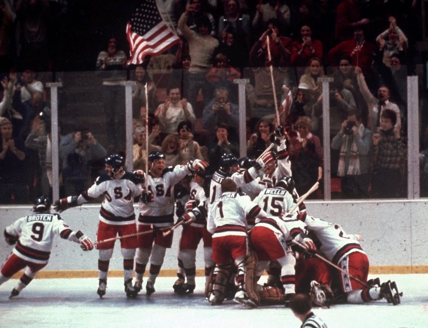 Bill introduced to award 1980 'Miracle On Ice' US hockey team with Congressional Gold Medals | iNFOnews.ca