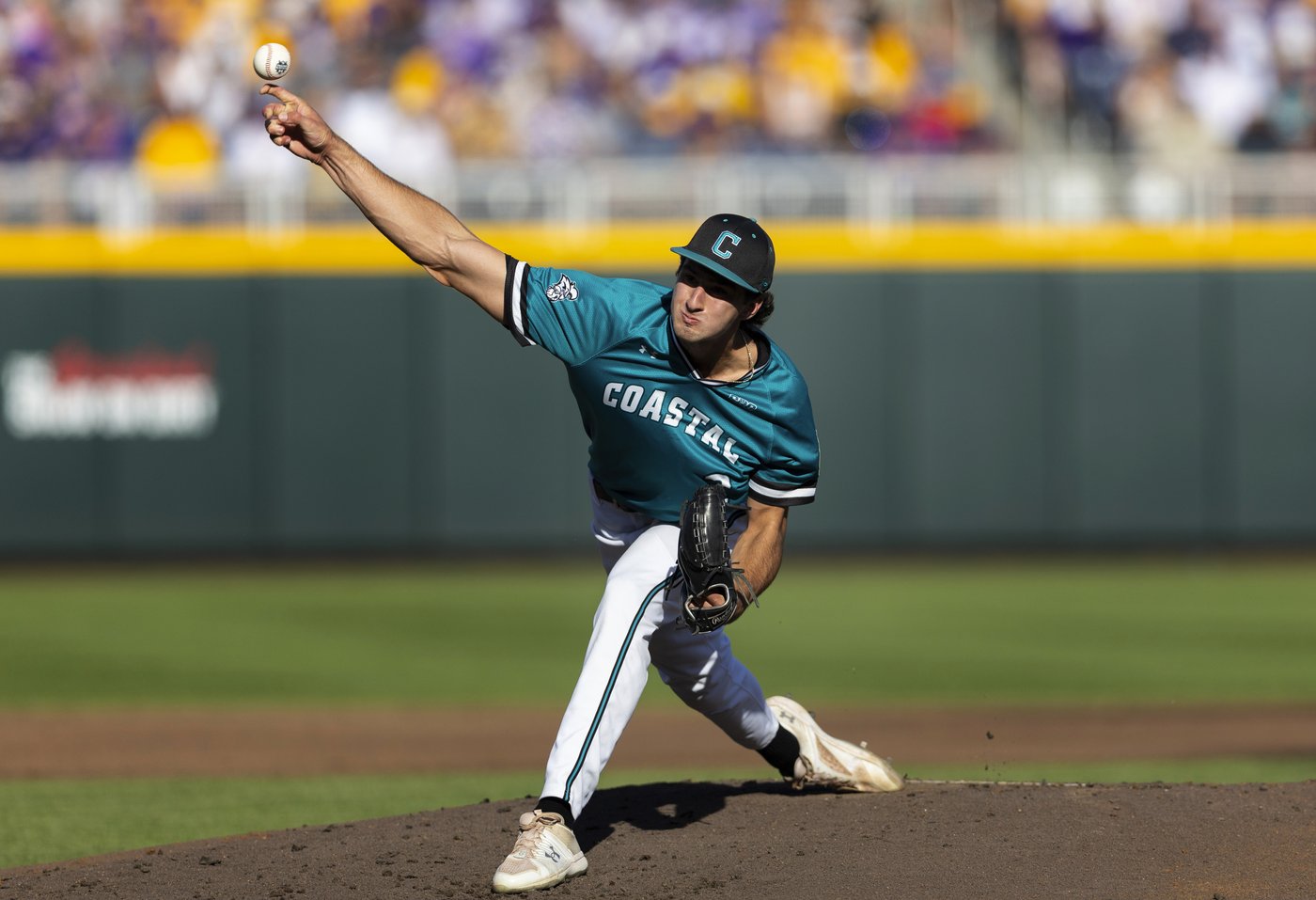 Anderson's 3-hitter against Coastal Carolina in CWS finals opener puts LSU 1 win away from title | iNFOnews.ca
