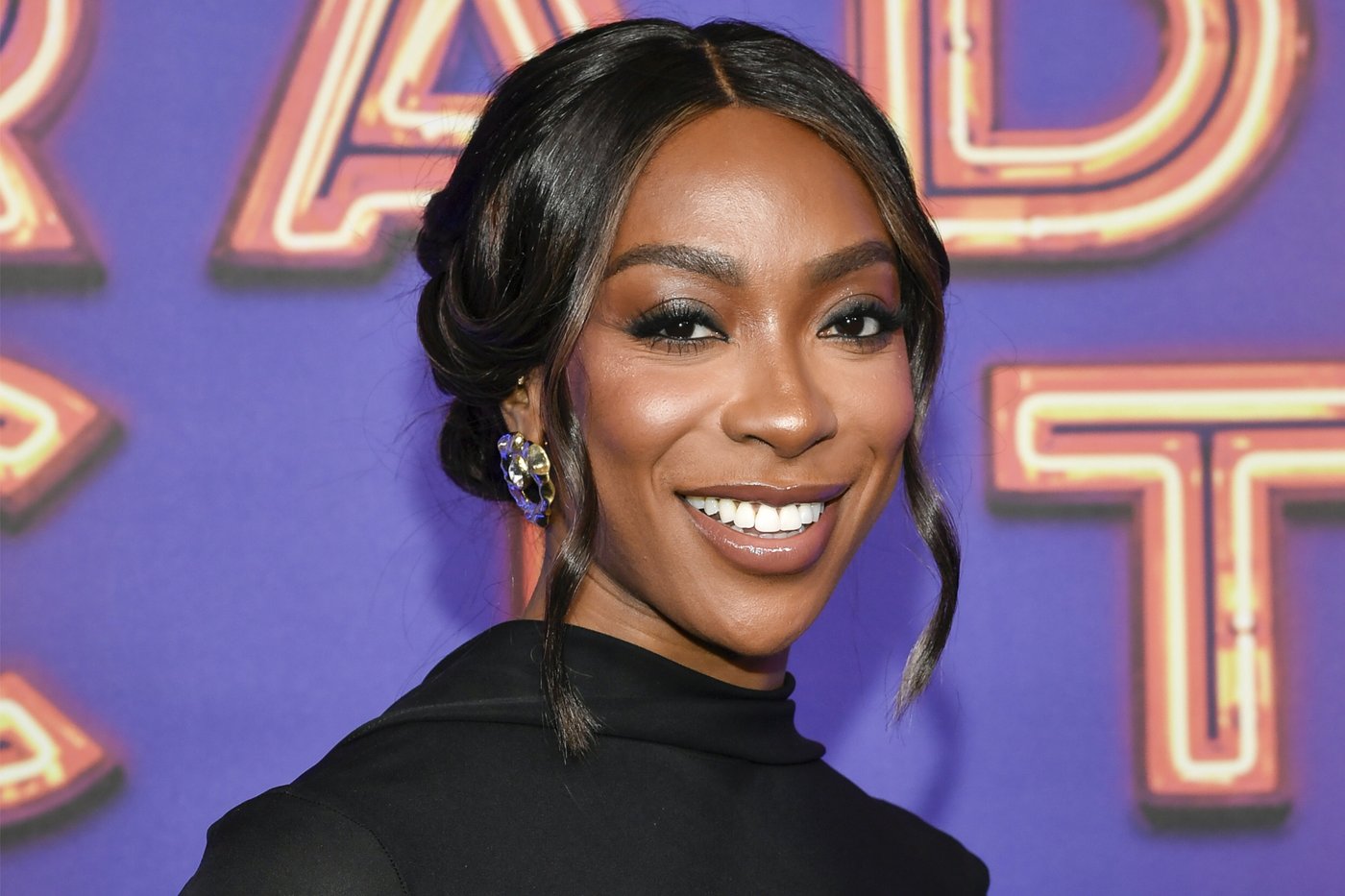 Ego Nwodim leaves 'Saturday Night Live,' which adds 5 new cast members | iNFOnews.ca