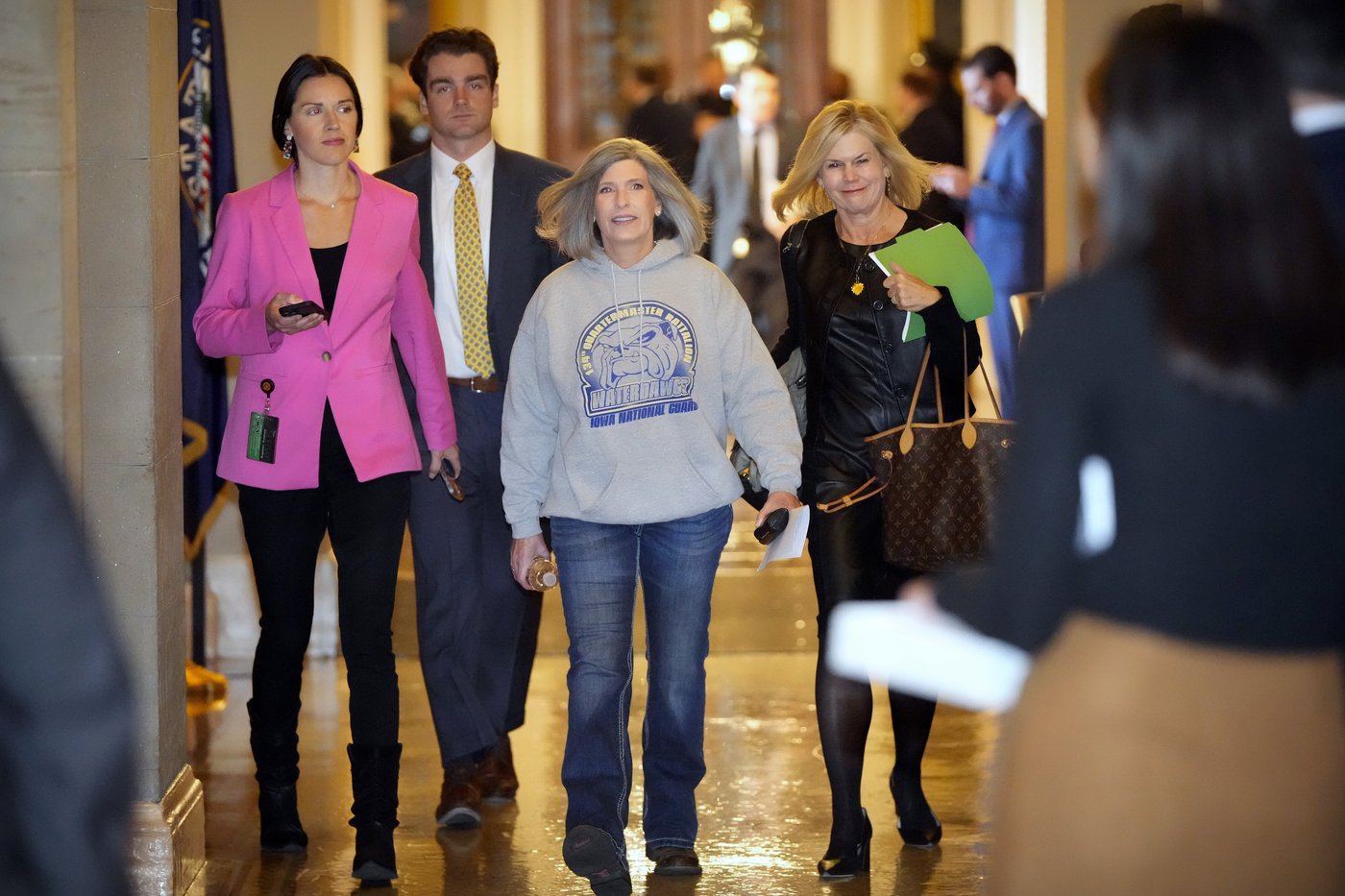 Sen. Joni Ernst wants to hear from Hegseth on sex assault in the military and women in combat | iNFOnews.ca Sen. Joni Ernst wants to hear from Hegseth on sex assault in the military and women in combat | iNFOnews.ca