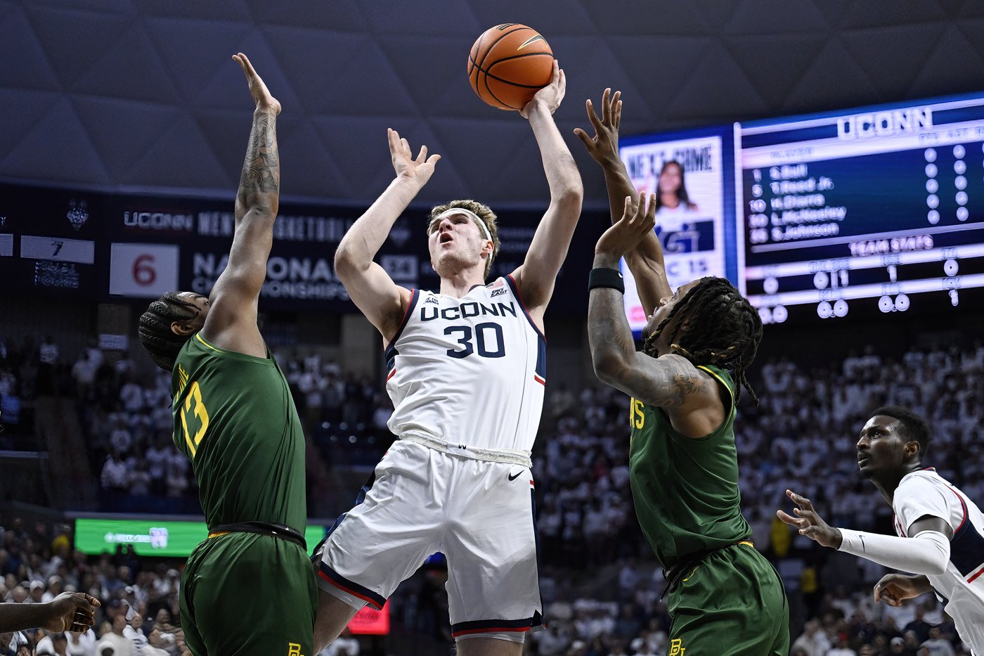 McNeeley scores 17 points as No. 25 UConn rallies to a 76-72 win over No. 15 Baylor | iNFOnews.ca