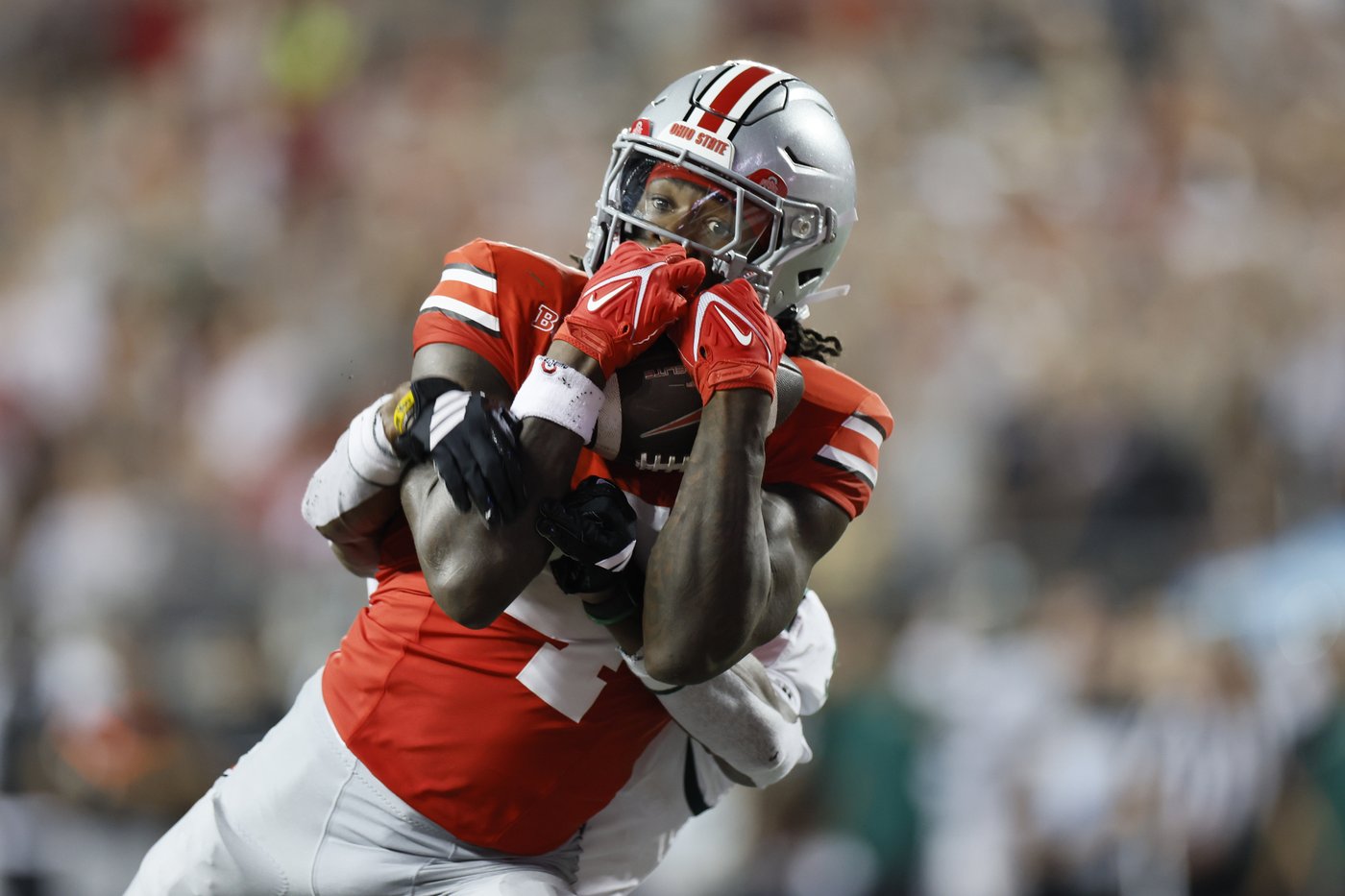 Sayin passes for 3 touchdowns, top-ranked Ohio State pulls away in second half to defeat Ohio 37-9 | iNFOnews.ca