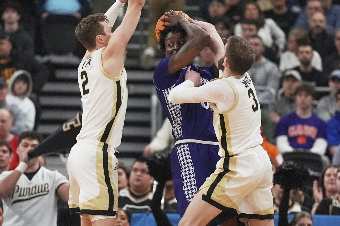 Kaufman-Renn scores 21 to help Purdue hold off High Point in the NCAA Tournament | iNFOnews.ca Kaufman-Renn scores 21 to help Purdue hold off High Point in the NCAA Tournament | iNFOnews.ca