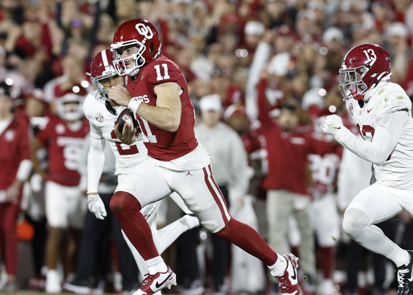 Arnold, Robinson run for more than 100 yards as Oklahoma stuns No. 7 Alabama 24-3 | iNFOnews.ca Arnold, Robinson run for more than 100 yards as Oklahoma stuns No. 7 Alabama 24-3 | iNFOnews.ca