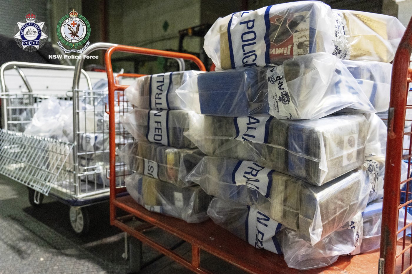 3 Sydney dockworkers charged over massive cocaine shipment | iNFOnews.ca