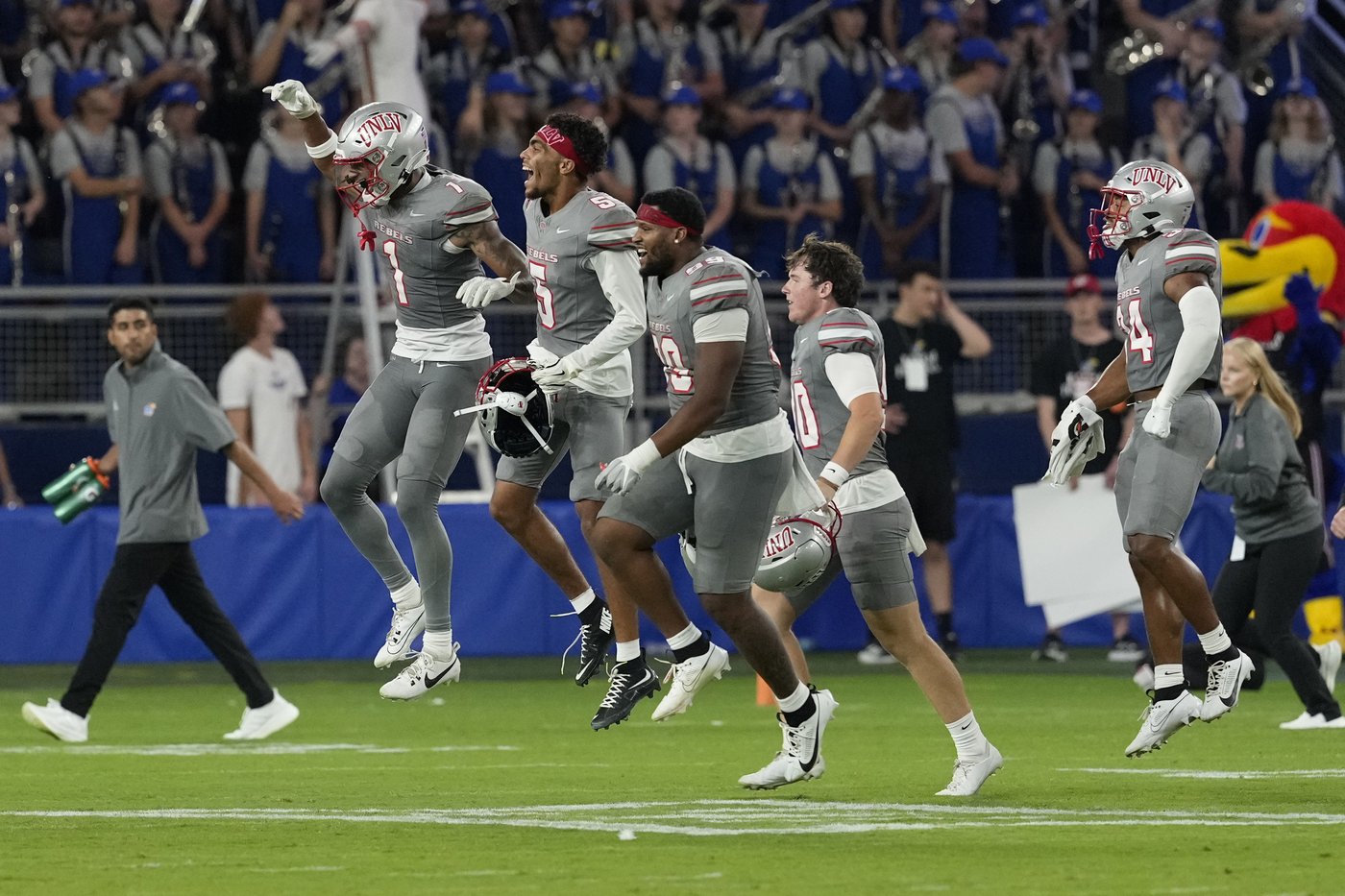 7 Mountain West schools agree to stay, steadying the conference amid realignment | iNFOnews.ca 7 Mountain West schools agree to stay, steadying the conference amid realignment | iNFOnews.ca