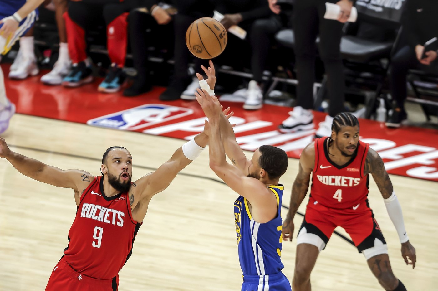Warriors return home to Chase Center with another chance to close out 1st-round series with Rockets | iNFOnews.ca Warriors return home to Chase Center with another chance to close out 1st-round series with Rockets | iNFOnews.ca