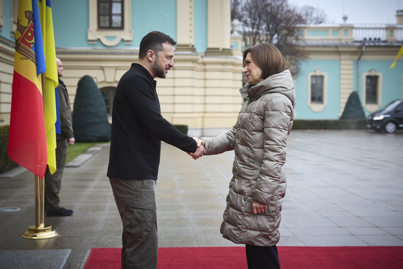 US has not stopped military aid to Ukraine, Zelenskyy says | iNFOnews.ca