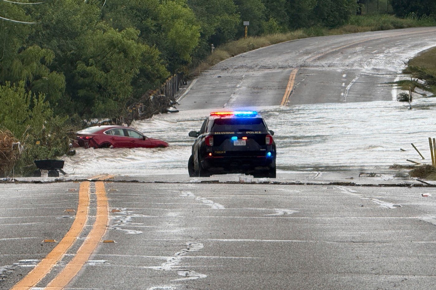 Deaths in San Antonio rise to 11 and some are still missing after heavy storms, officials say | iNFOnews.ca Deaths in San Antonio rise to 11 and some are still missing after heavy storms, officials say | iNFOnews.ca