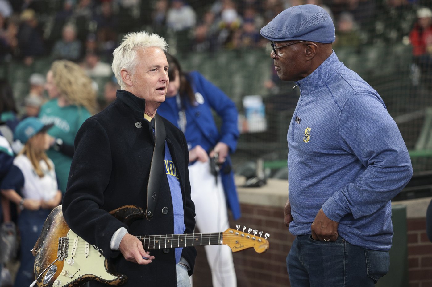 Dave Sims replacing John Sterling as Yankees radio play-by-play broadcaster | iNFOnews.ca Dave Sims replacing John Sterling as Yankees radio play-by-play broadcaster | iNFOnews.ca