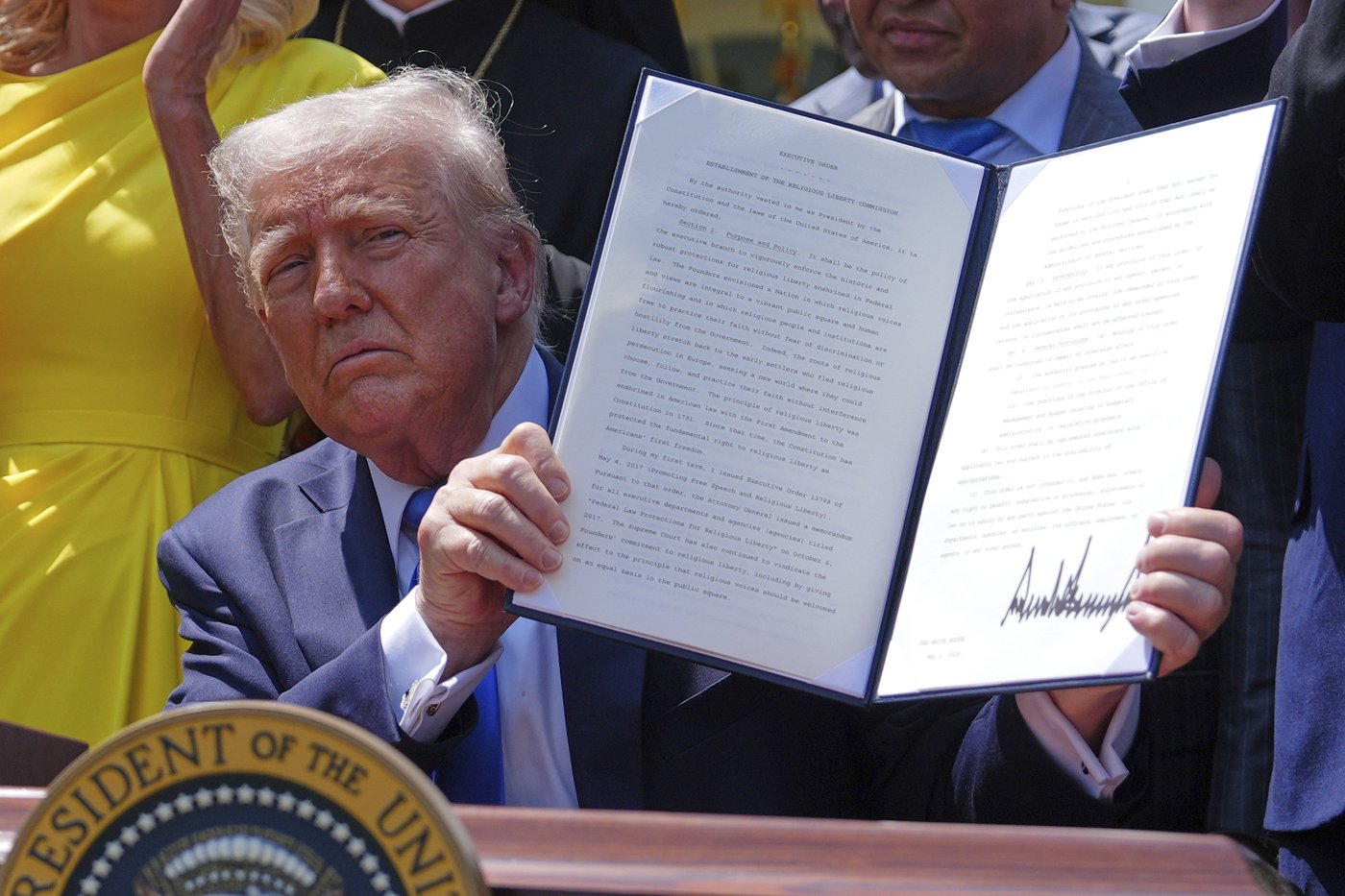 PHOTO COLLECTION: Trump-National Day of Prayer | iNFOnews.ca PHOTO COLLECTION: Trump-National Day of Prayer | iNFOnews.ca