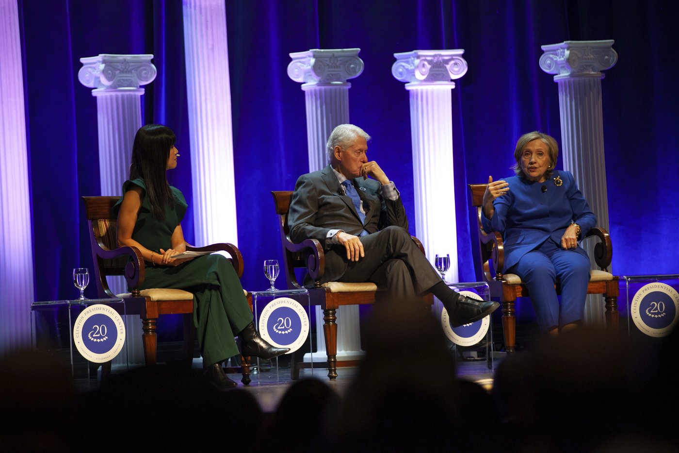 Clintons urge voters agitated by today's politics to remain involved in public service | iNFOnews.ca