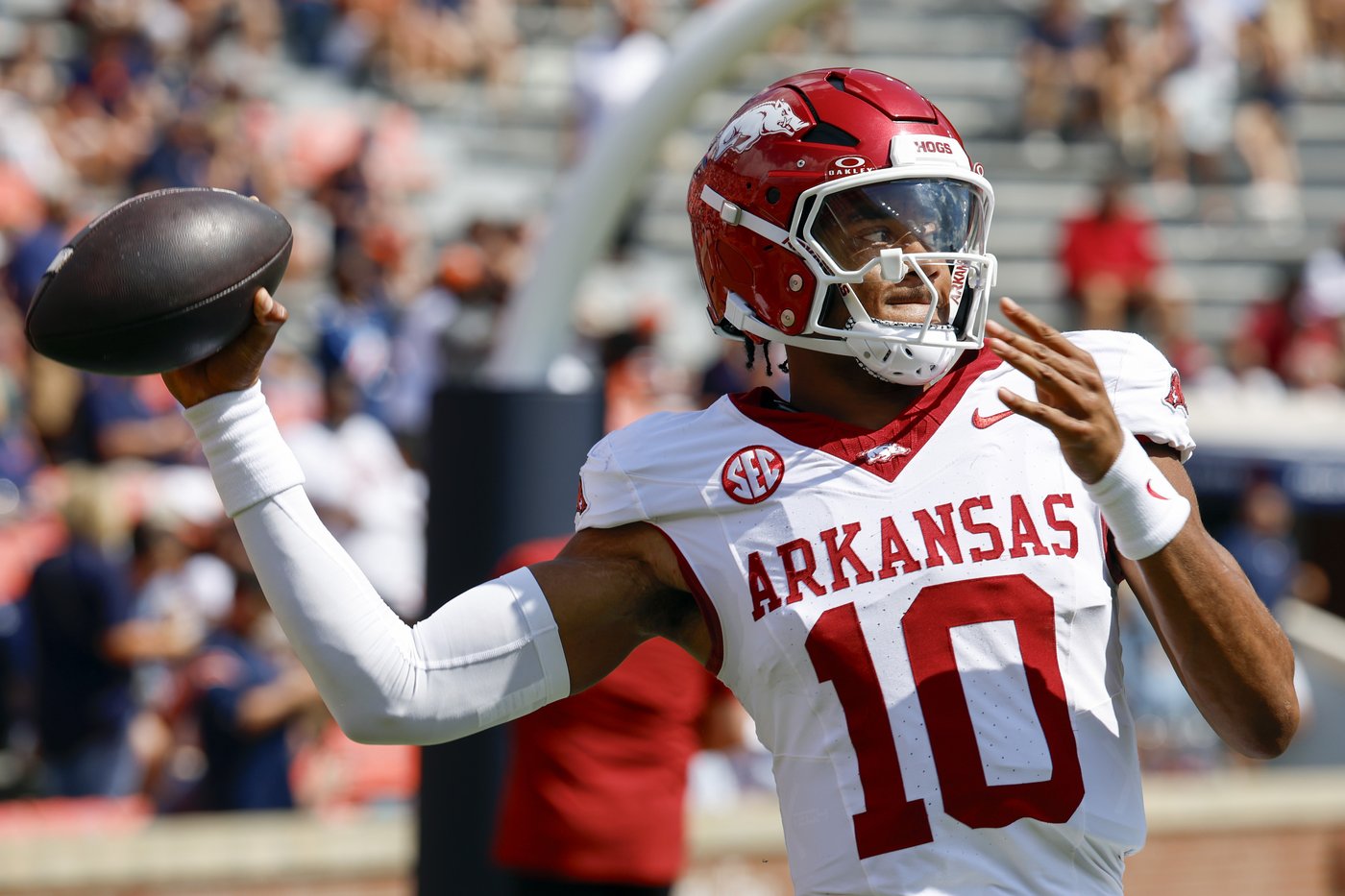 Jackson, Green power Arkansas past mistake-plagued Auburn 24-14 in SEC opener | iNFOnews.ca Jackson, Green power Arkansas past mistake-plagued Auburn 24-14 in SEC opener | iNFOnews.ca