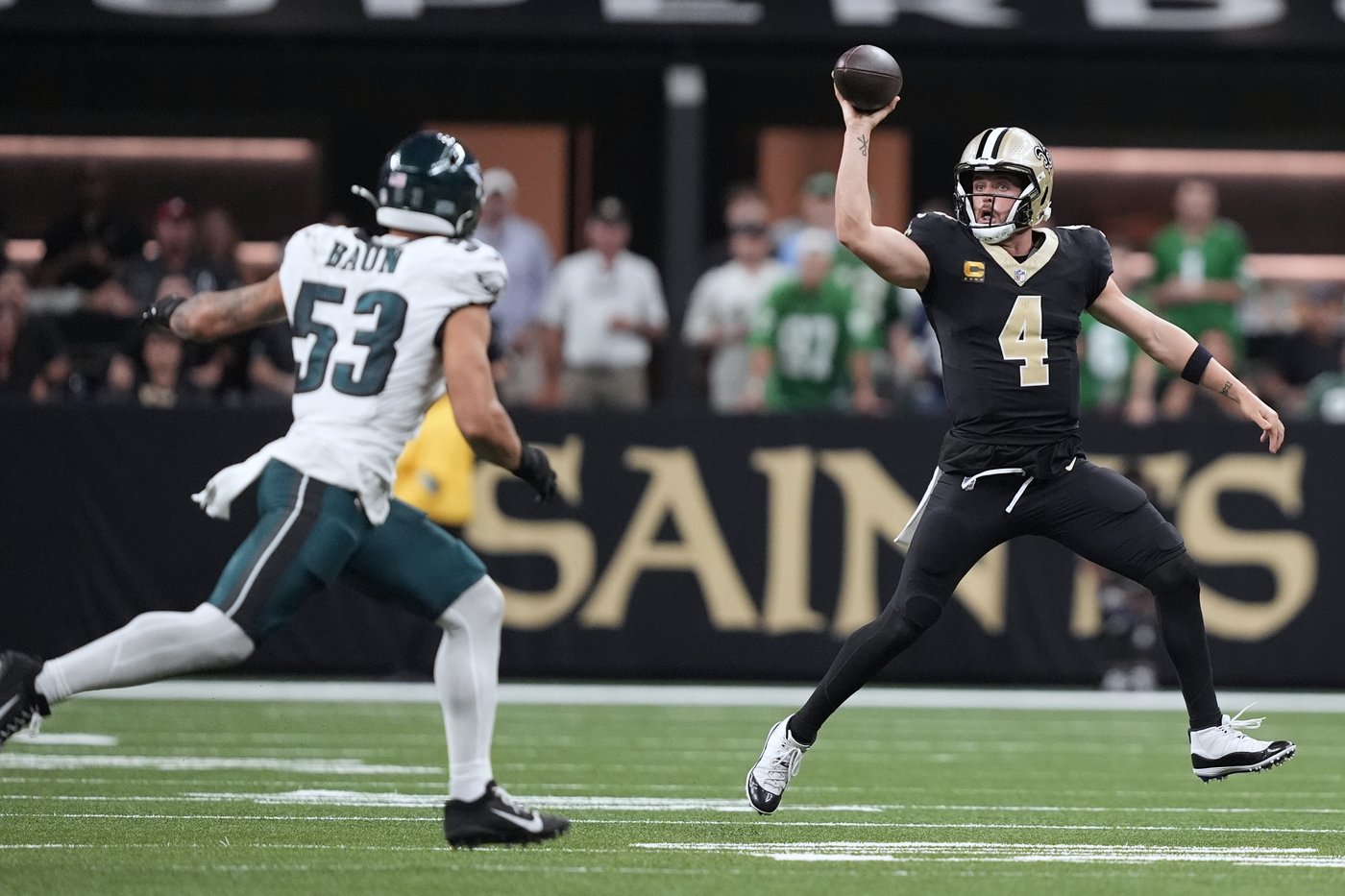 Saints' offense stalls out during a punishing clash with the Eagles | iNFOnews.ca Saints' offense stalls out during a punishing clash with the Eagles | iNFOnews.ca