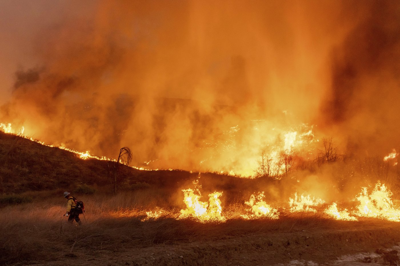 PHOTO COLLECTION: California Wildfires Kenneth Fire | iNFOnews.ca PHOTO COLLECTION: California Wildfires Kenneth Fire | iNFOnews.ca