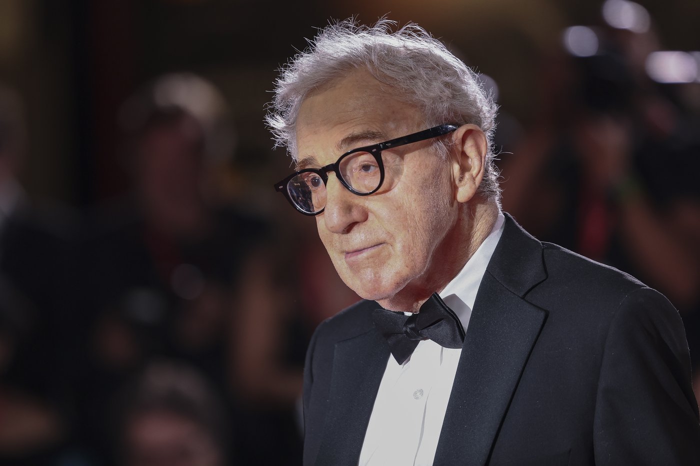 Ukraine condemns Woody Allen for speaking at a Russian film festival | iNFOnews.ca
