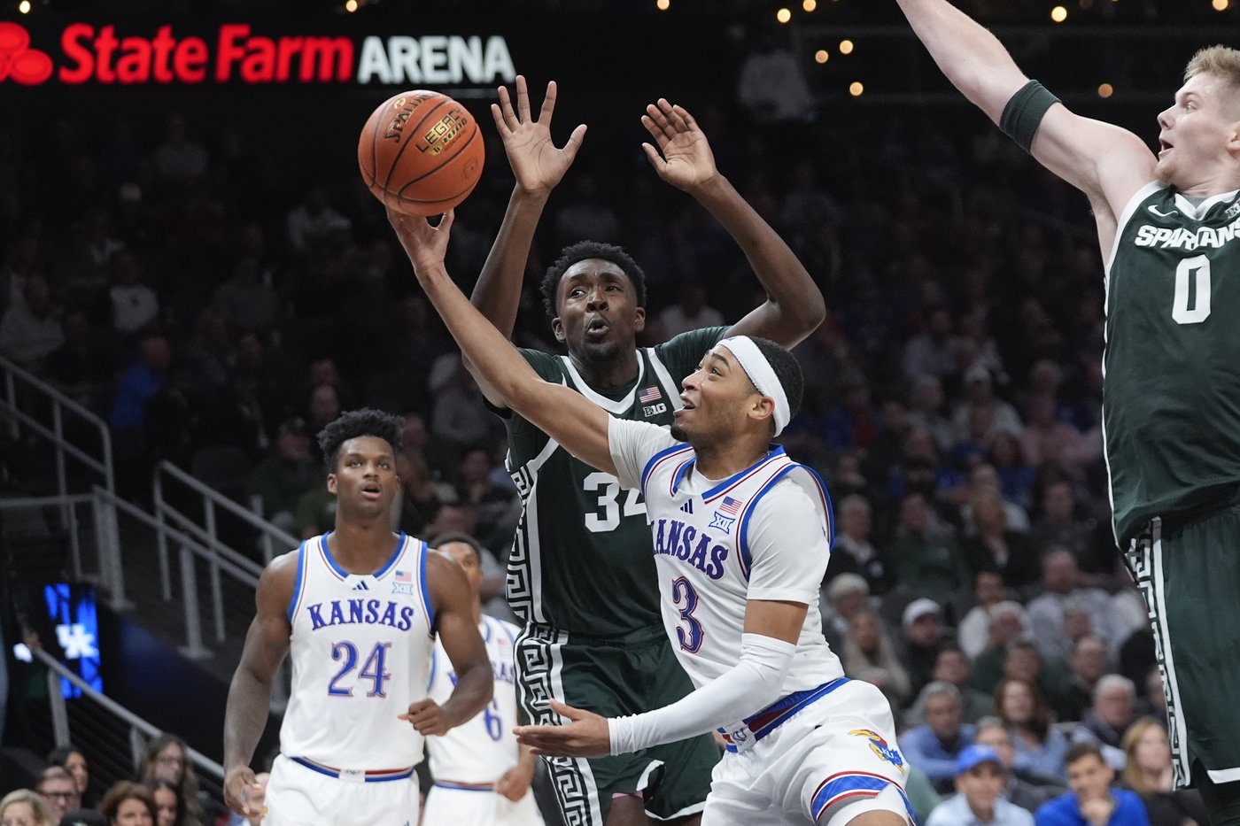 Bill Self becomes winningest coach in Kansas history, Jayhawks beat Michigan State 77-69 | iNFOnews.ca