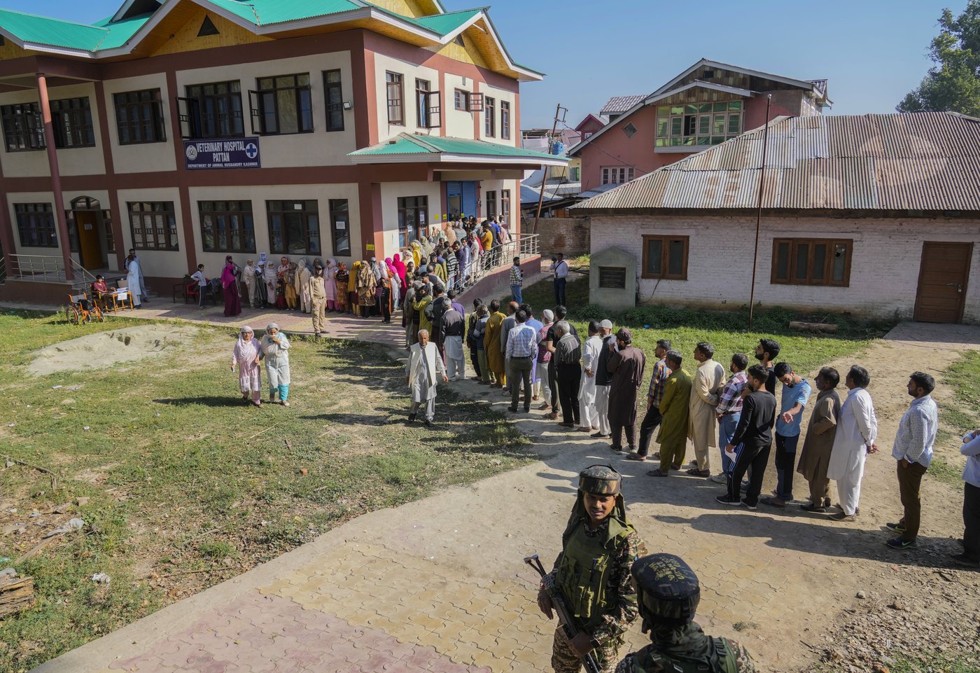 Indian-controlled Kashmir votes in final phase of polls to elect local government | iNFOnews.ca