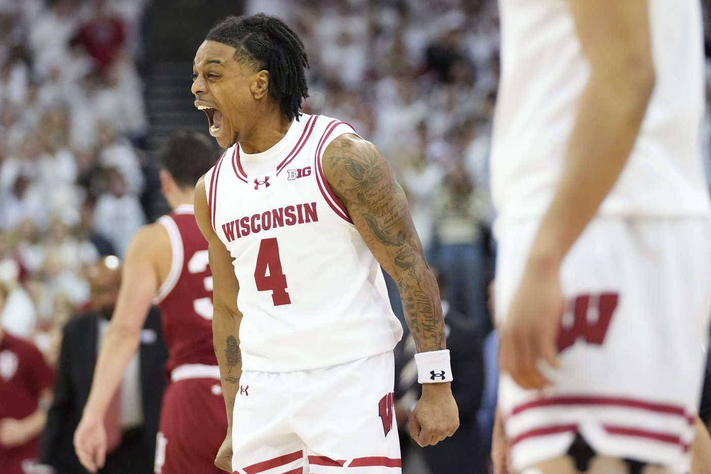 No. 21 Wisconsin breezes past Indiana 76-64 to beat Hoosiers in Madison for 21st straight time | iNFOnews.ca