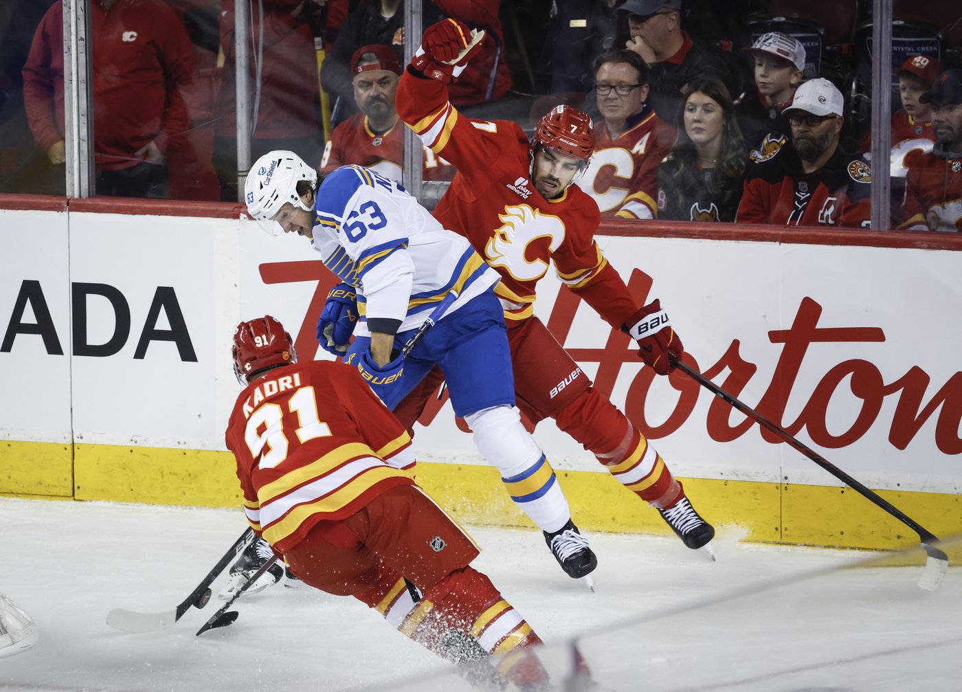 Neighbours scores twice for St. Louis Blues in 4-2 win over Calgary Flames | iNFOnews.ca