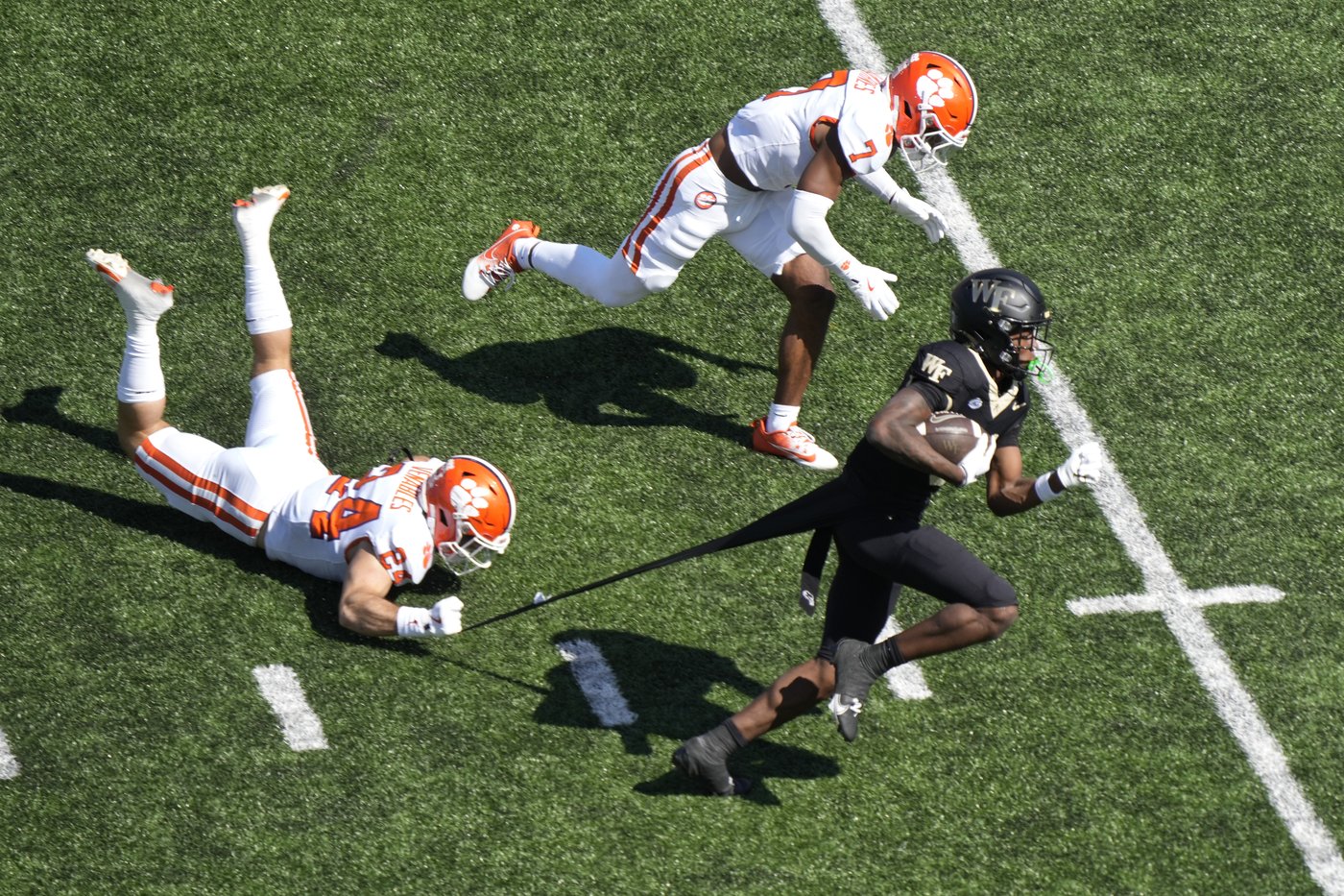 Klubnik and Mafah spark No. 10 Clemson in a blowout win at Wake Forest | iNFOnews.ca Klubnik and Mafah spark No. 10 Clemson in a blowout win at Wake Forest | iNFOnews.ca