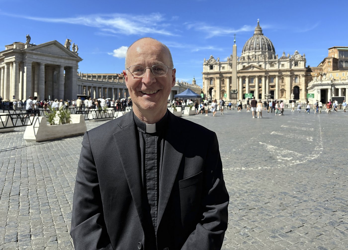 Pope Leo meets LGBTQ+ Catholic advocate and vows continuity with Pope Francis' legacy of welcome | iNFOnews.ca Pope Leo meets LGBTQ+ Catholic advocate and vows continuity with Pope Francis' legacy of welcome | iNFOnews.ca