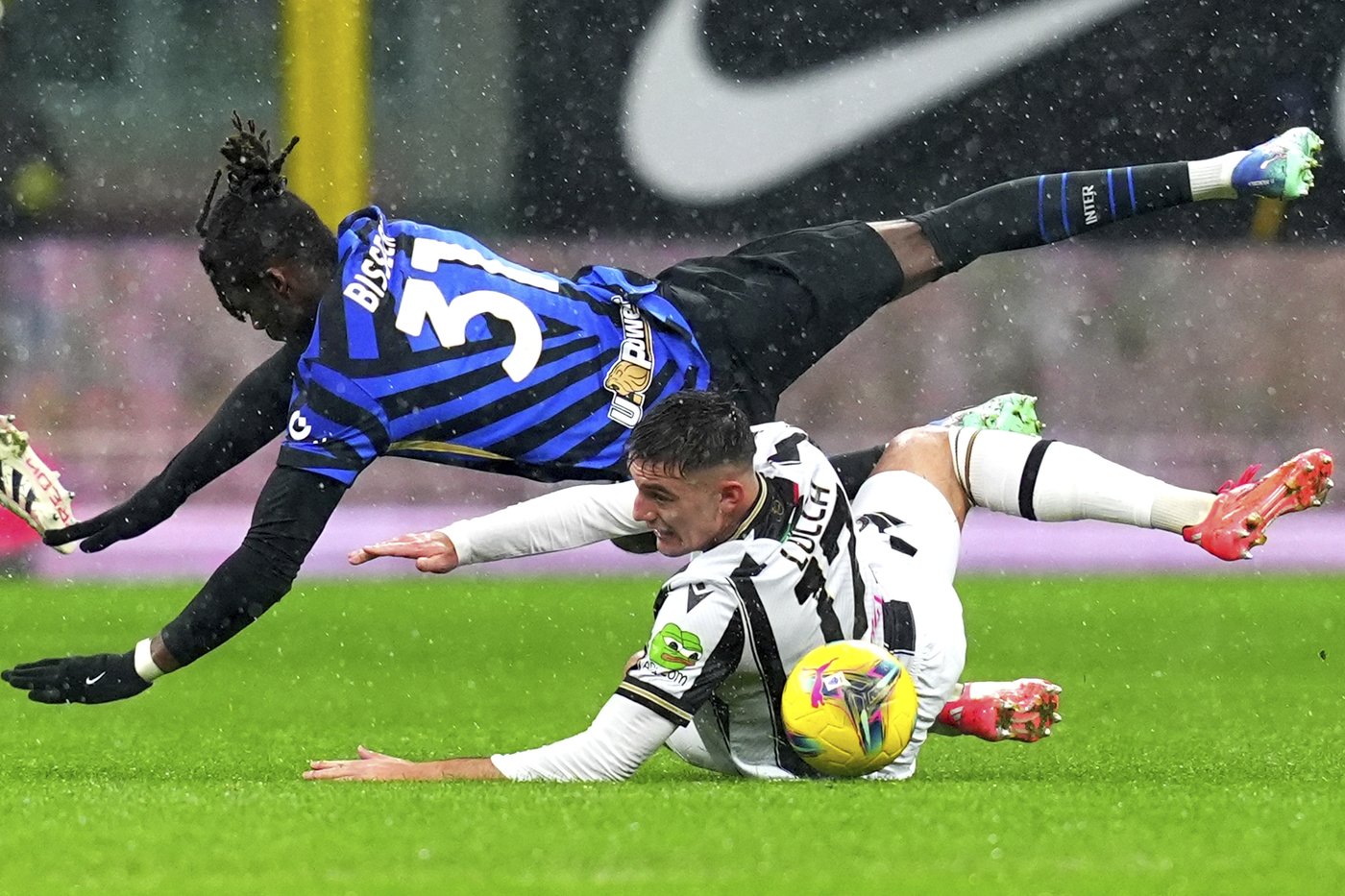 Inter Milan reaches Italian Cup quarterfinals after Asllani scores direct from corner kick | iNFOnews.ca