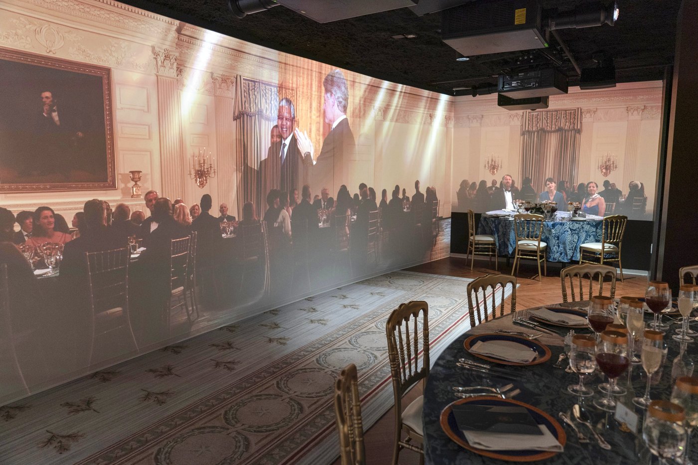 Tourists can finally visit the Oval Office. A replica is opening near the White House on Monday | iNFOnews.ca Tourists can finally visit the Oval Office. A replica is opening near the White House on Monday | iNFOnews.ca