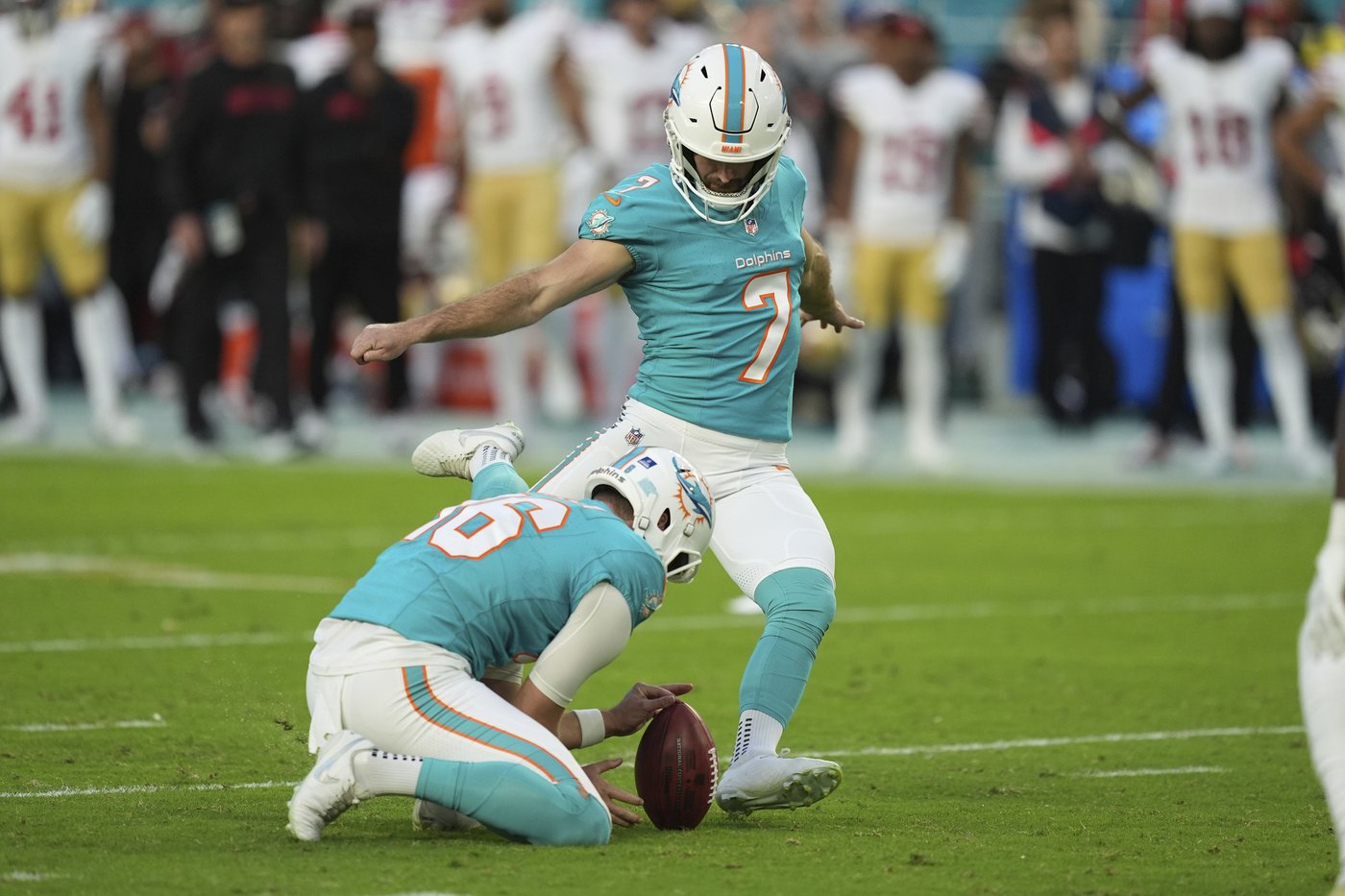 The Dolphins' improbable path to the playoffs isn't in their hands, but they must do their part | iNFOnews.ca