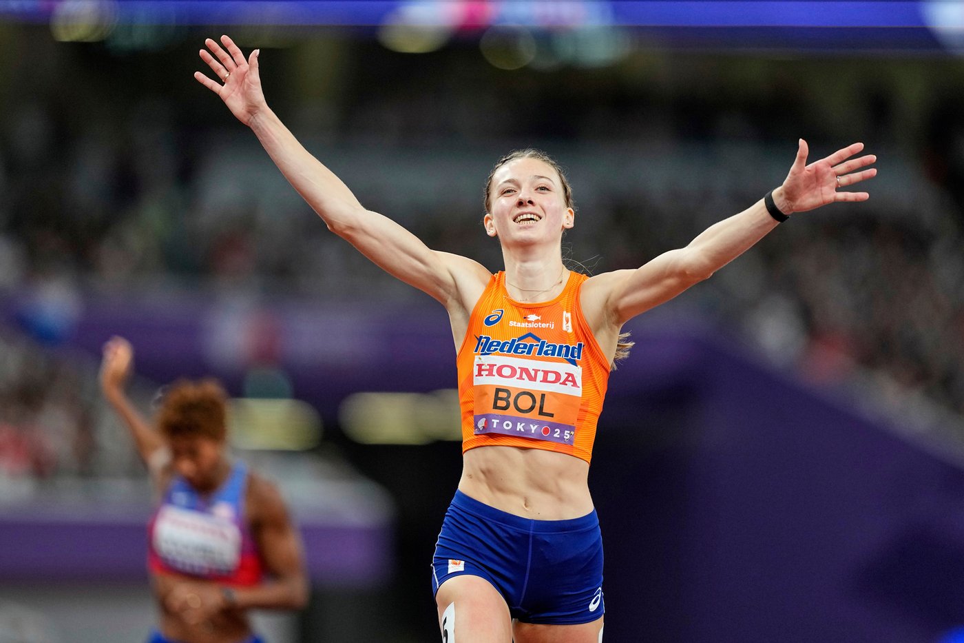 Olympic star Femke Bol switches from 400m hurdles to the 800 ahead of LA Games | iNFOnews.ca