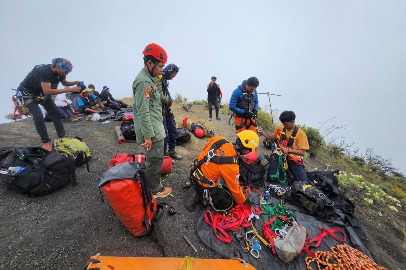 Brazilian tourist found dead after falling from an Indonesian volcano | iNFOnews.ca
