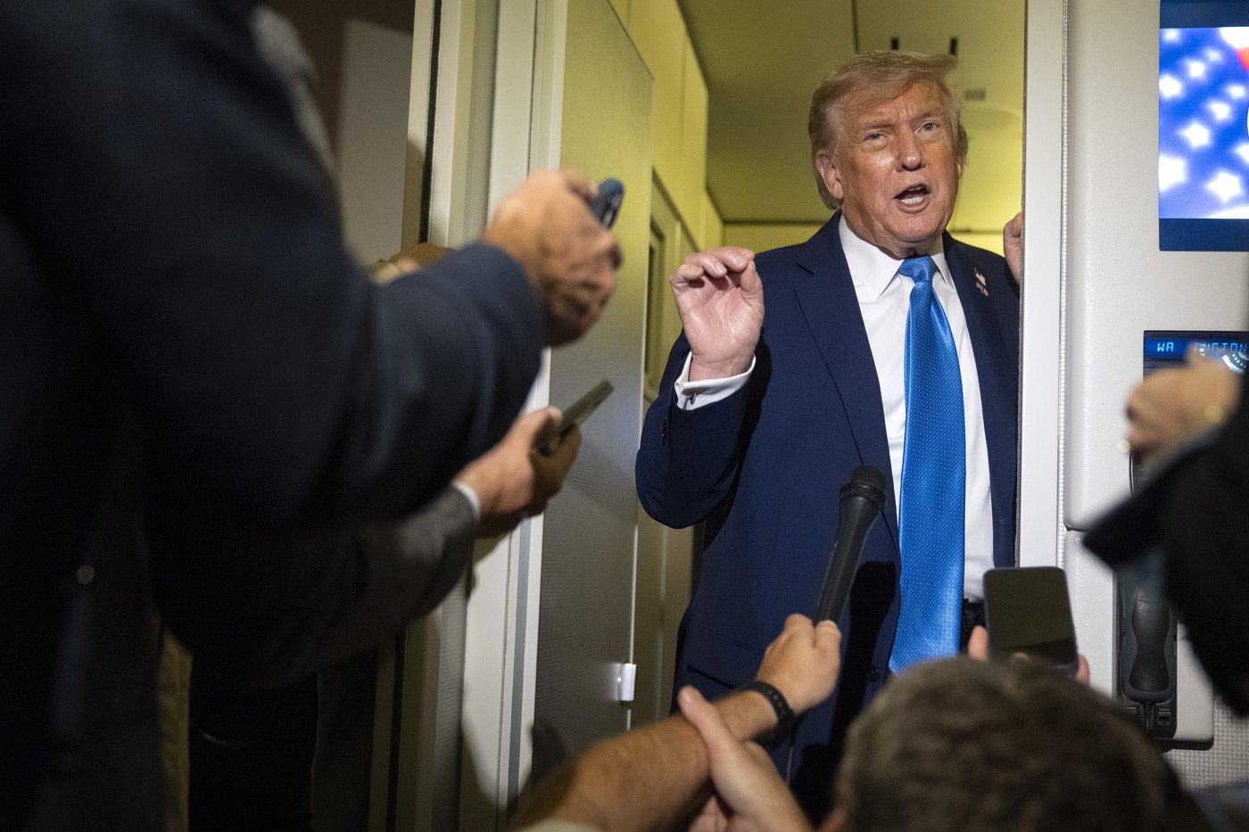 Donald Trump jabs Emmanuel Macron over comments about his early departure from G7 | iNFOnews.ca Donald Trump jabs Emmanuel Macron over comments about his early departure from G7 | iNFOnews.ca