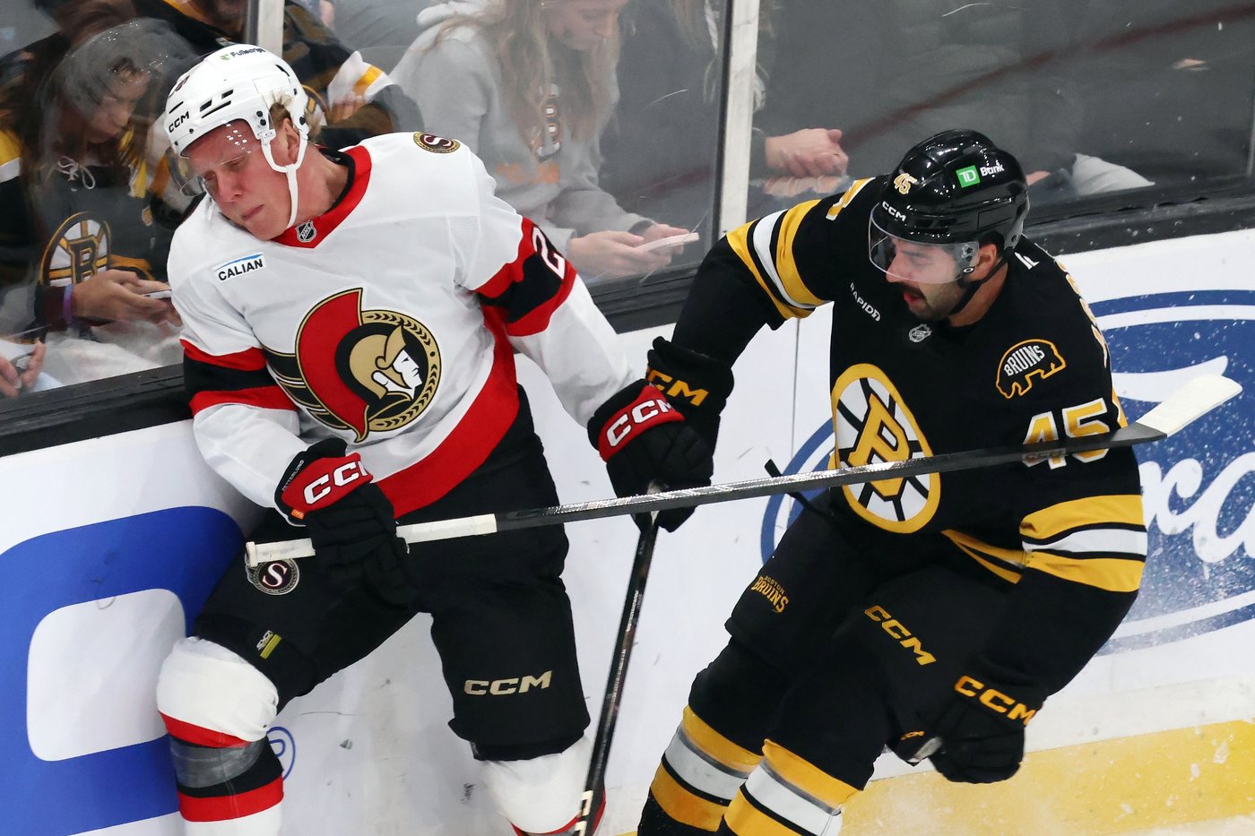 Surging Bruins score with 5.6 seconds left in OT to beat Senators 3-2 | iNFOnews.ca Surging Bruins score with 5.6 seconds left in OT to beat Senators 3-2 | iNFOnews.ca