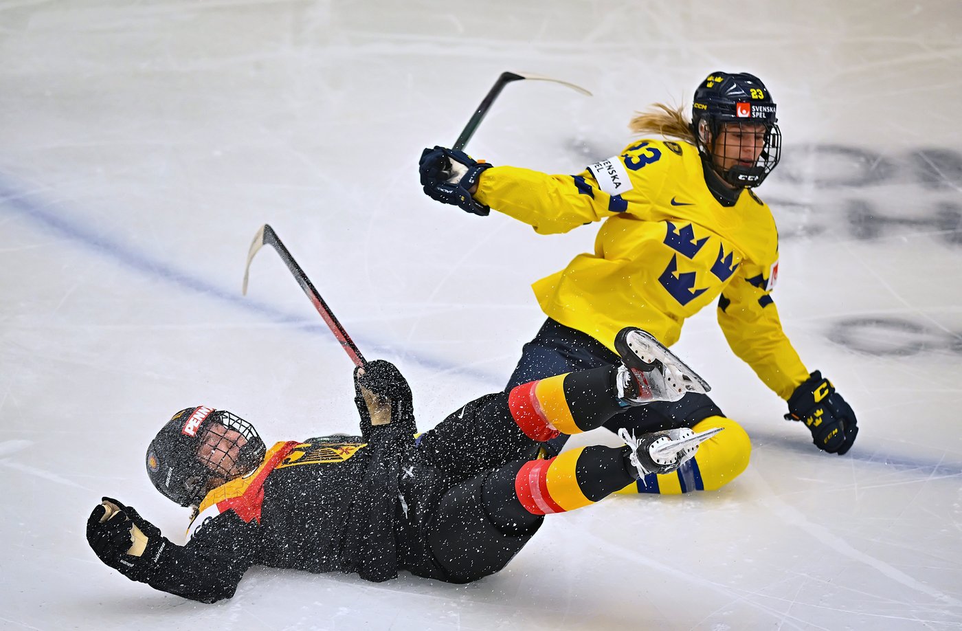 Sweden defeats Germany to open women’s hockey worlds | iNFOnews.ca Sweden defeats Germany to open women’s hockey worlds | iNFOnews.ca