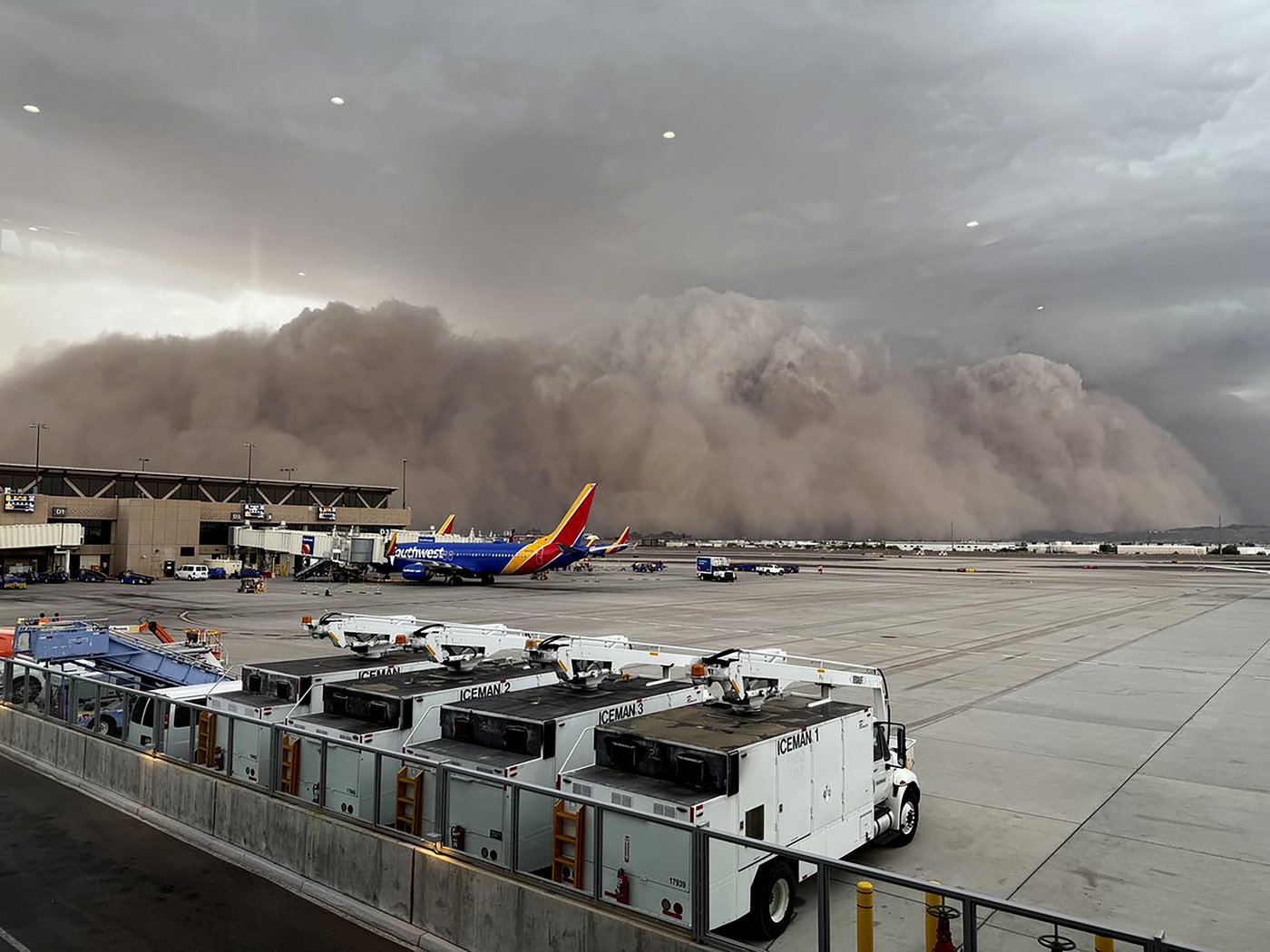 What to know about massive dust storms called haboobs in the US Southwest | iNFOnews.ca What to know about massive dust storms called haboobs in the US Southwest | iNFOnews.ca