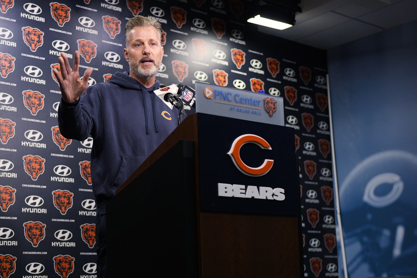 Bears' Eberflus takes responsibility after firing second offensive coordinator in 10 months | iNFOnews.ca Bears' Eberflus takes responsibility after firing second offensive coordinator in 10 months | iNFOnews.ca