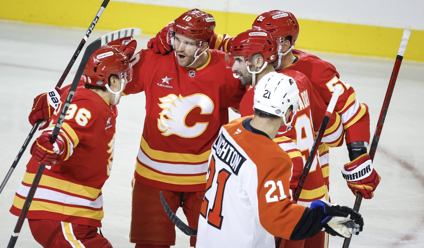 Huberdeau scores twice, Wolf has 37 saves in Flames' 6-3 win over Flyers | iNFOnews.ca