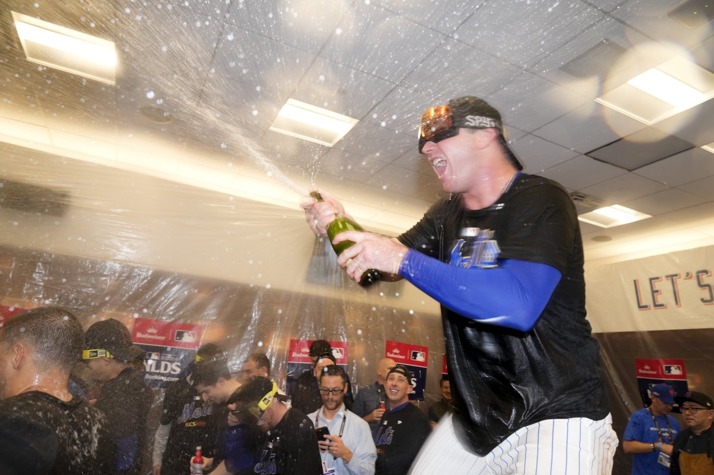 Pending free agent Pete Alonso extending his Mets tenure with every postseason homer | iNFOnews.ca Pending free agent Pete Alonso extending his Mets tenure with every postseason homer | iNFOnews.ca