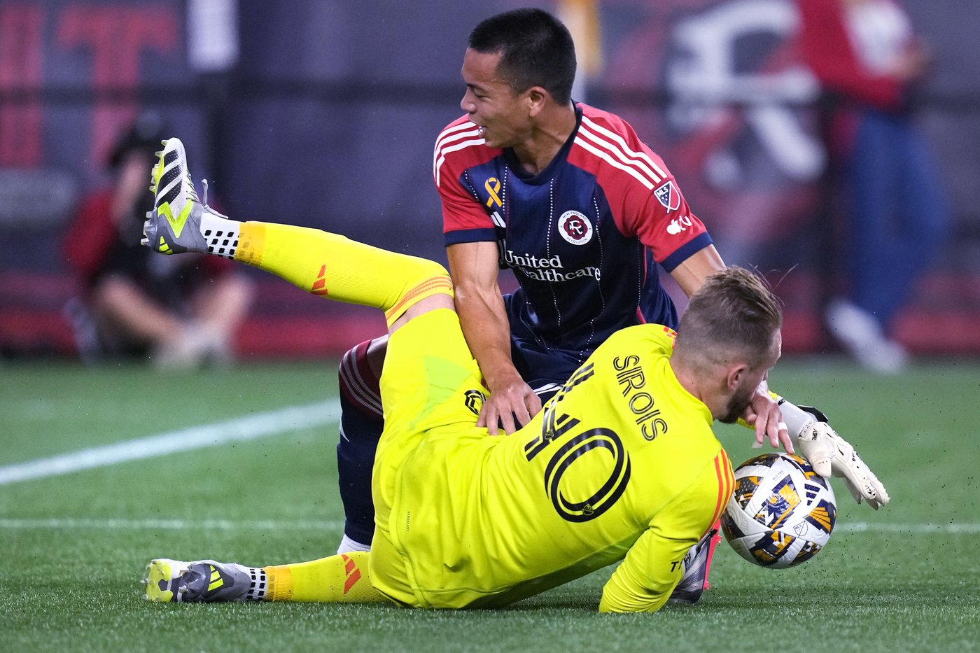 First career goals by Tom Pearce, Nathan Saliba rally Montreal to 2-2 draw with Revolution | iNFOnews.ca