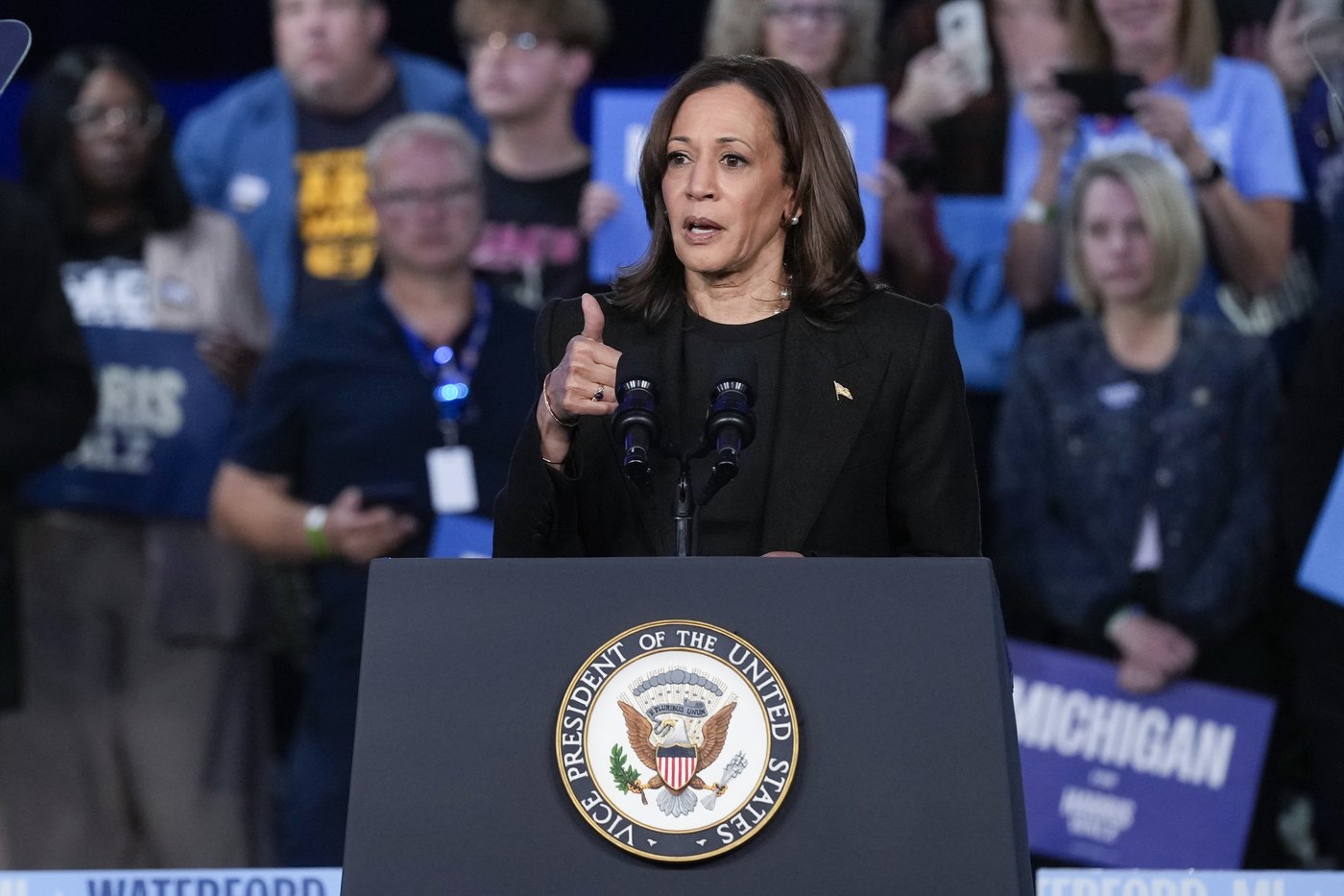 The Latest: Trump and Harris are campaigning for votes in pivotal Michigan | iNFOnews.ca The Latest: Trump and Harris are campaigning for votes in pivotal Michigan | iNFOnews.ca