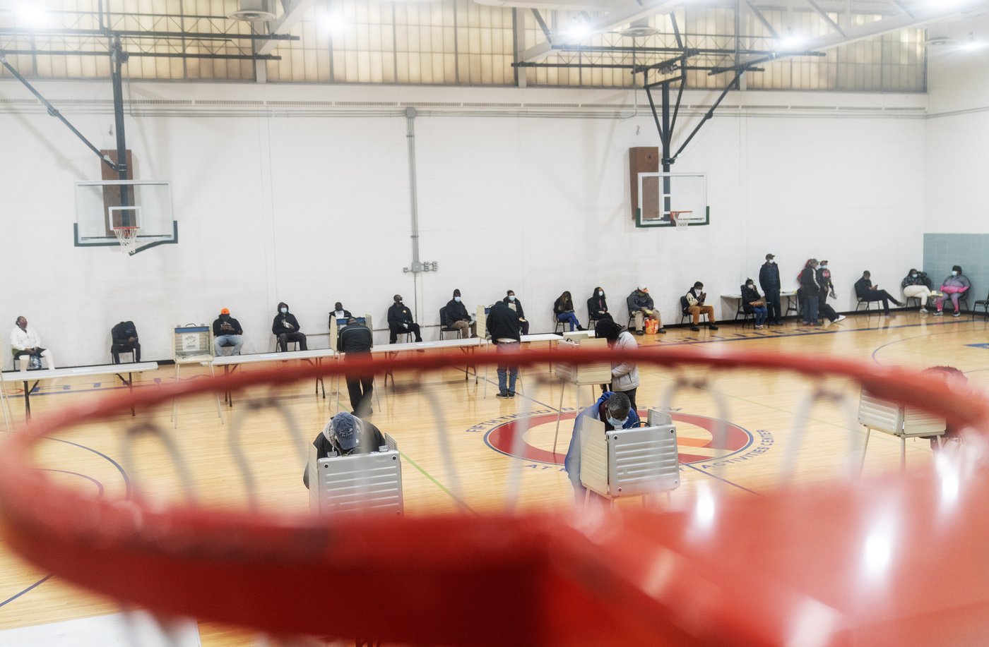 How voting before Election Day became so widespread and so political | iNFOnews.ca