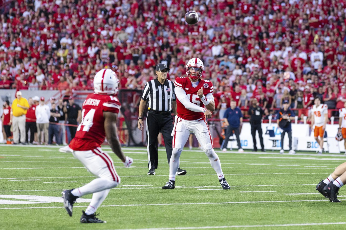 Luke Altmyer throws 4 TD passes, leads No. 24 Illinois to 31-24 OT win over No. 22 Nebraska | iNFOnews.ca Luke Altmyer throws 4 TD passes, leads No. 24 Illinois to 31-24 OT win over No. 22 Nebraska | iNFOnews.ca